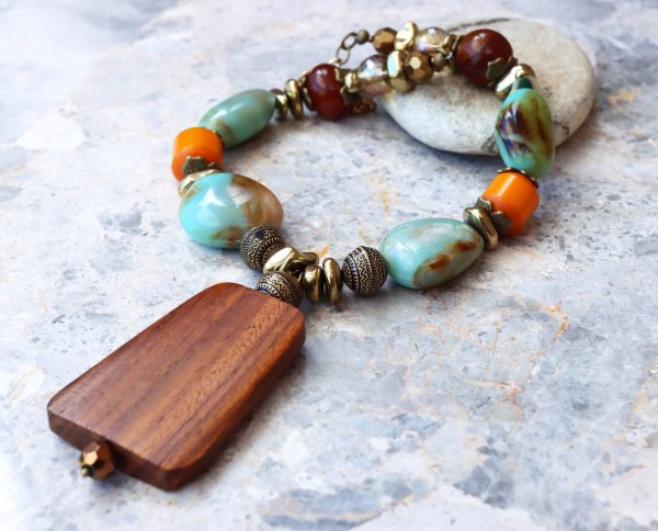 Chunky Beaded Wood necklace