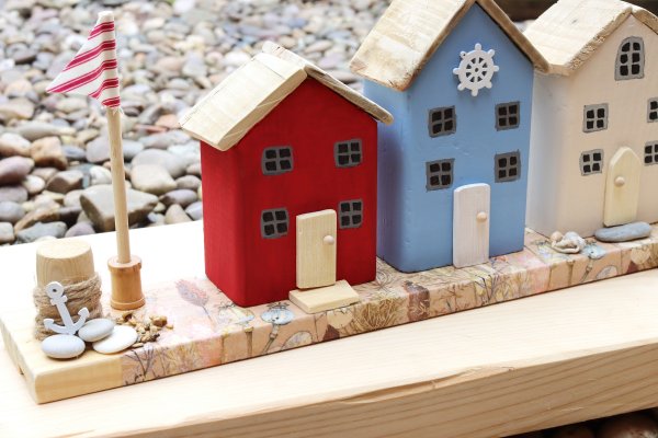 Beach View Wooden Cottages Ornament